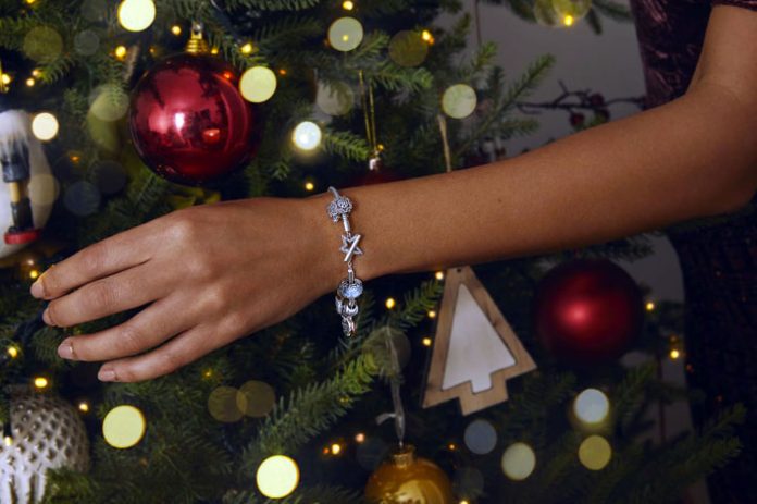 Un brillante Natale: 10 gioielli imperdibili - Ragazzamoderna.it